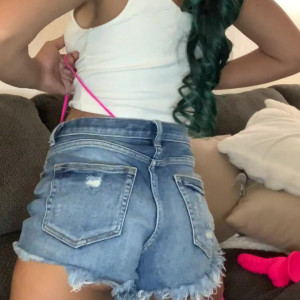 Video by alilwethannah published on March 5,2023 23:08:00 - BestThots