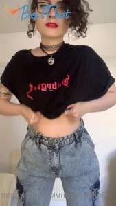 Video by kimmmmmmm published on January 22,2025 18:00:47 - BestThots