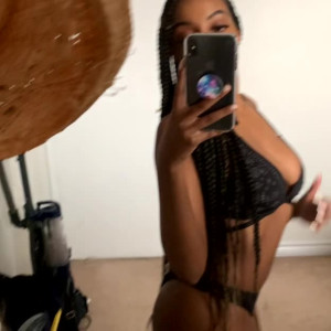 Video by missusblu published on June 11,2023 00:46:00 - BestThots