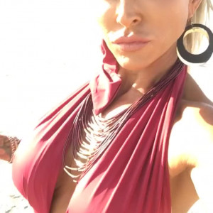 Video by aubreyblack published on November 23,2023 09:34:03 - BestThots