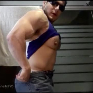 Video by sexualpecsvip published on March 31,2023 03:33:00 - BestThots