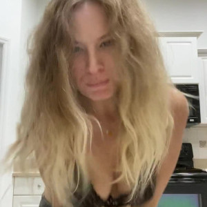 Video by asiariggsx published on March 19,2023 13:38:00 - BestThots