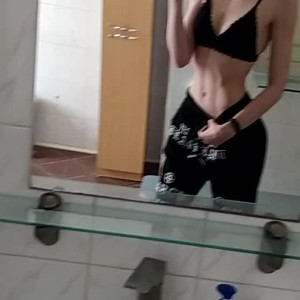 lida_bond #4183571