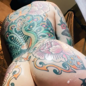 Video by baesuicide published on April 10,2023 13:16:00 - BestThots