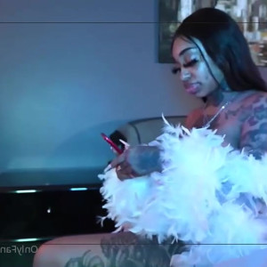 Video by creamyexotica published on May 11,2023 08:37:00 - BestThots