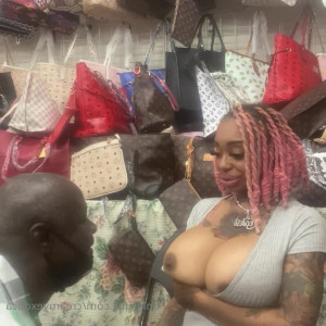 Video by creamyexotica published on March 20,2023 04:36:00 - BestThots