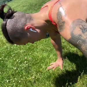 Video by girlfriendluna published on May 5,2023 04:38:00 - BestThots