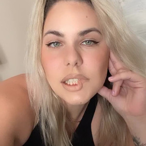 Video by girlfriendluna published on August 15,2023 23:40:00 - BestThots