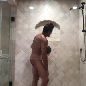 tommygunnxxx #3688719