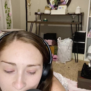 Video by chelsiexx published on August 18,2023 19:15:00 - BestThots