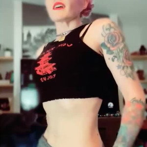Video by queenofkink87 published on May 10,2023 20:13:00 - BestThots