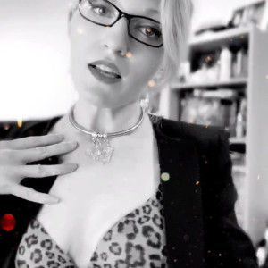 Video by queenofkink87 published on July 19,2023 05:29:00 - BestThots