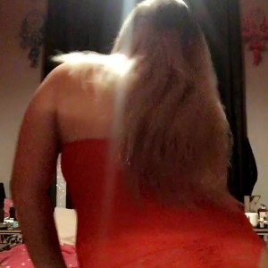 Video by tinkonlyfansxo published on April 1,2023 04:56:00 - BestThots