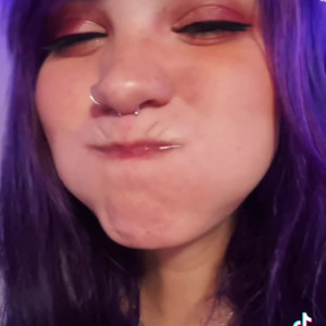 Video by thephoqueen published on October 16,2023 02:15:09 - BestThots