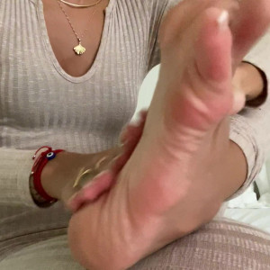 Video by alyagoddess published on May 9,2023 01:24:00 - BestThots