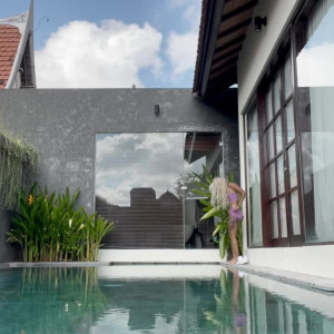 Video by little_sophia published on October 16,2023 02:31:00 - BestThots