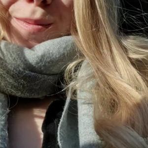 Video by linaroselina published on October 16,2023 02:18:21 - BestThots