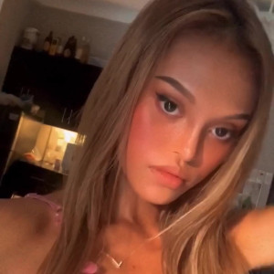 Video by dahlia_asia published on July 29,2023 07:19:00 - BestThots