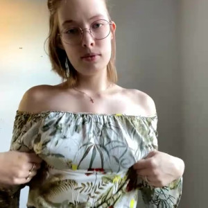 Video by missjennip  published on May 4,2023 03:01:00 - BestThots