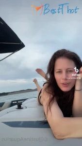 justinejakobs #9749653