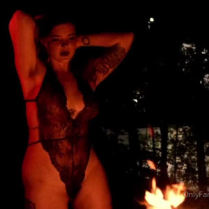 Video by rosamagnoliaxo published on October 16,2023 03:08:40 - BestThots