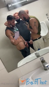 twoguysonecam #9711651