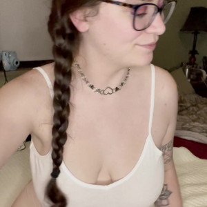 Video by baby_violet420 published on July 9,2023 17:31:00 - BestThots