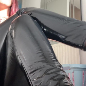 Video by noirsahara published on May 7,2023 22:20:00 - BestThots