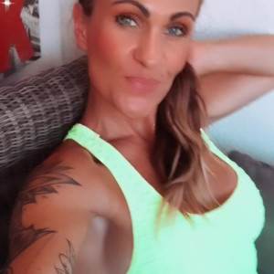 Video by ariana89 published on August 15,2023 03:58:00 - BestThots