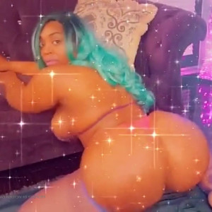 Video by victoriacakes published on April 19,2023 22:39:00 - BestThots