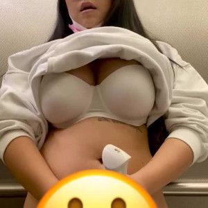 Video by laurenjasmine published on April 17,2023 17:19:00 - BestThots