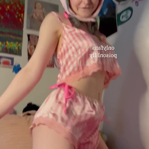 Video by poisonlilly published on May 30,2023 12:56:00 - BestThots