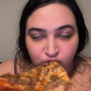 Video by thebigassssbbw1 published on October 16,2023 05:41:22 - BestThots