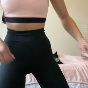 Video by cumkitten99 published on June 13,2023 15:11:00 - BestThots