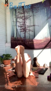 solemoves_yogitoes #9745598