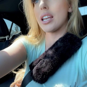queenjenmarie #4053952