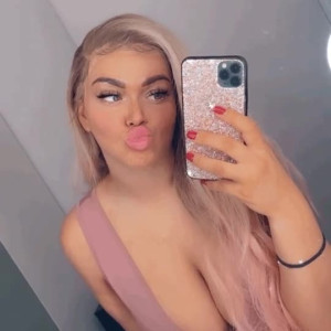 emilyregina #3711262