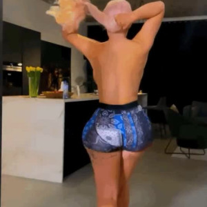 emilyregina #3711343