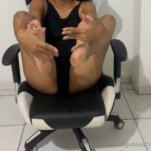angieblue21 #3713103