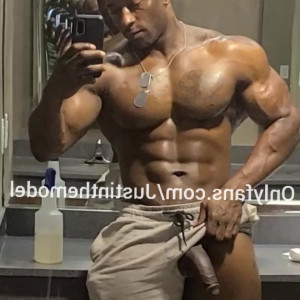 Video by justinthemodel published on April 28,2023 00:11:00 - BestThots
