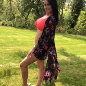 Video by kellismithmodel published on March 29,2023 22:43:00 - BestThots