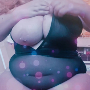Video by astrid_rose22 published on April 12,2023 13:48:00 - BestThots