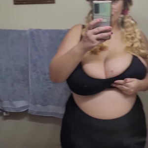 Video by astrid_rose22 published on May 14,2023 23:18:00 - BestThots