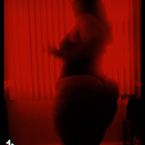 kourtneycakeshub #5061003