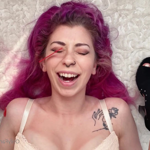 Video by xfemmefantasy published on April 1,2023 22:58:00 - BestThots