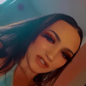 Video by miamolotovxxx published on June 7,2023 00:06:00 - BestThots