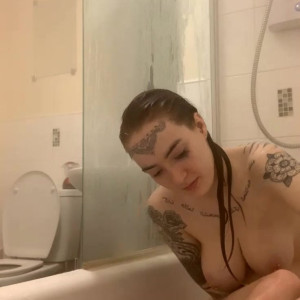 Video by sandpitsquirtal published on June 15,2023 09:02:00 - BestThots