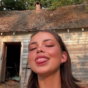 Video by urlilgoddess published on March 15,2023 12:13:00 - BestThots