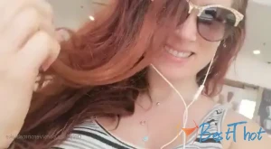 veronicablake #9704470