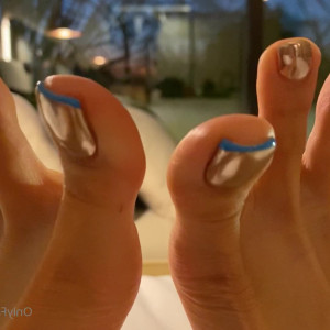Video by feet_of_suzyq published on March 14,2023 22:04:00 - BestThots